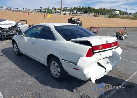 2000 Honda Accord 2.3 Ex из США, поврежденный, VIN 1HGCG3279YA029962